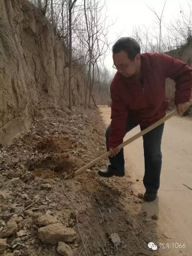 這大叔干起活也是很6呀！