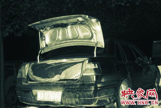 圖為改裝后的轎車，專門用于儲油
