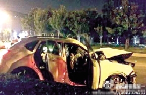 鄭州一私家車(chē)追尾水泥罐車(chē)致1死4傷 肇事司機(jī)疑酒駕