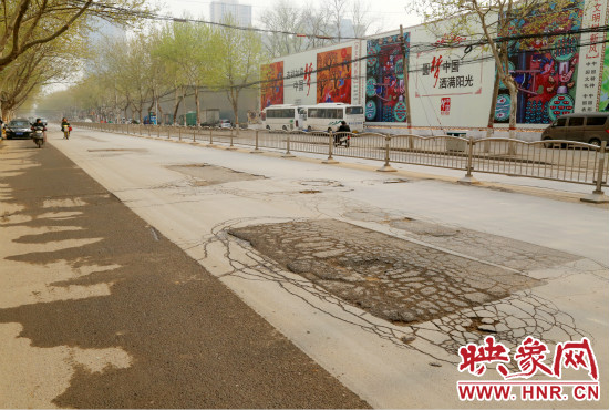 南陽路因為地鐵將要施工而暫緩大修。