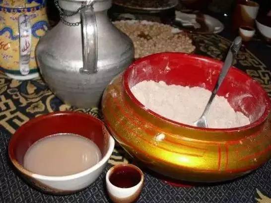 新疆奇葩”黑暗料理“ 你吃過(guò)嘛？