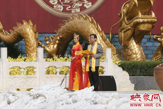 省委副書記、省政協(xié)主席葉冬松致歡迎詞。映象網(wǎng)記者 邵恰 攝