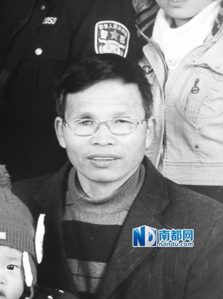 偷拍縣長收禮的萬載縣人汪冬根?！D片由當(dāng)事人家屬提供