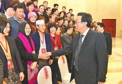 1月20日上午，省委書記、省人大常委會(huì)主任郭庚茂,省委副書記、省長謝伏瞻等親切接見了省民族團(tuán)結(jié)