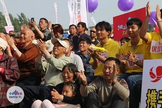 看你們的表情就知道，你們在想，再來一段！