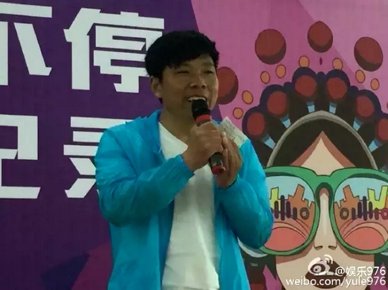 見(jiàn)證挑戰(zhàn)的戲迷代表陳紅森講述自己和戲曲的故事、見(jiàn)證歷史時(shí)刻的心情。