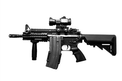 M16步槍，全槍長：986mm，空槍重：3.26公斤，戰(zhàn)斗全重：4公斤，最大有效射程：800米