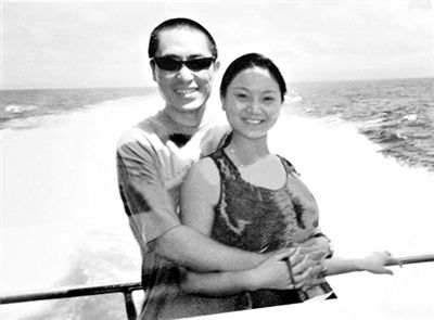 張藝謀與現(xiàn)任妻子陳婷。資料圖片