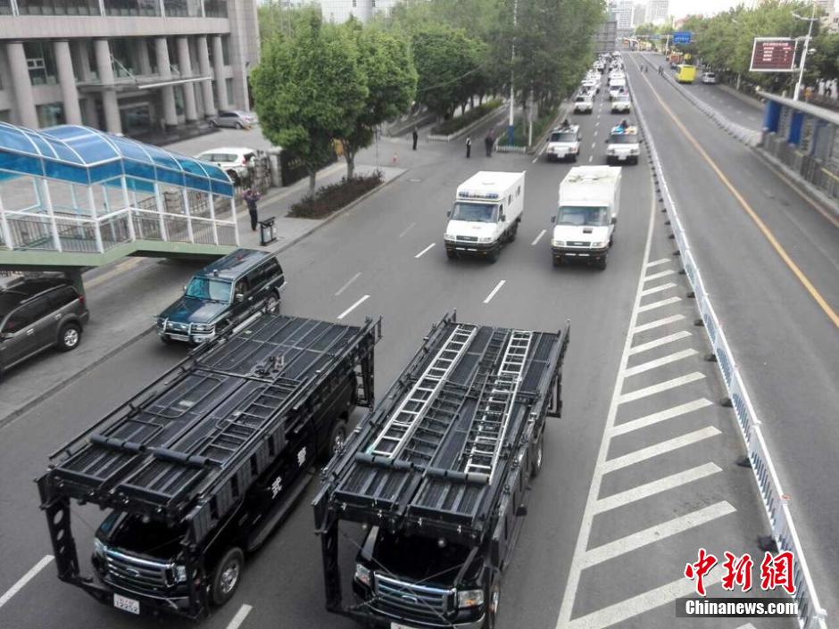 交通管制期間禁止一切車(chē)輛通行