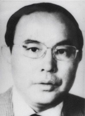 胡玉興 現(xiàn)年59歲，外逃前任山西省太原市住房制度改革辦公室主任，2002年7月逃往澳大利亞或新西蘭。