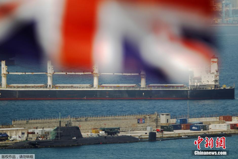 英國(guó)一核潛艇與商船相撞 核潛艇完敗