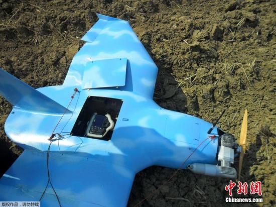 圖為3月31日，一架無人機在韓國西部海域的白翎島墜毀。