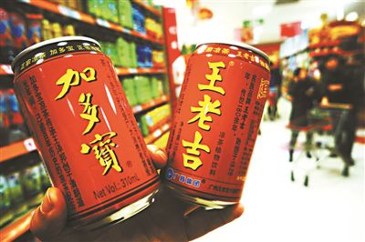 廣東省高級(jí)人民法院一審宣判，紅罐涼茶裝潢所有權(quán)歸屬于王老吉，加多寶稱將上訴供圖/CFP