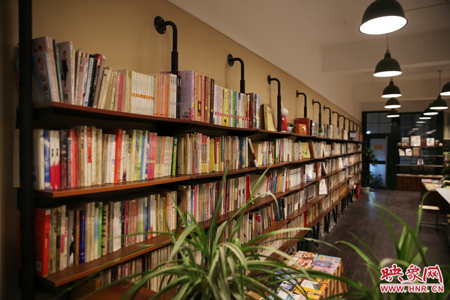 書店內(nèi)的裝飾。