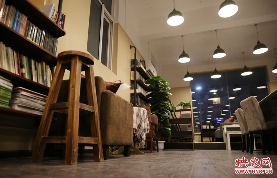 書店內(nèi)的裝飾。