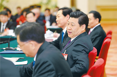 2014年3月9日，習(xí)近平參加十二屆全國(guó)人大二次會(huì)議安徽代表團(tuán)的審議。